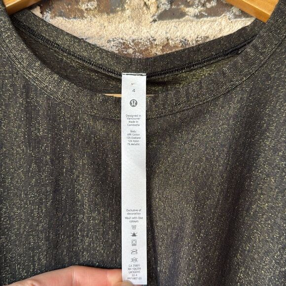 Lululemon Crescent Black T-Shirt in Spark Size 4 - Picture 6 of 8